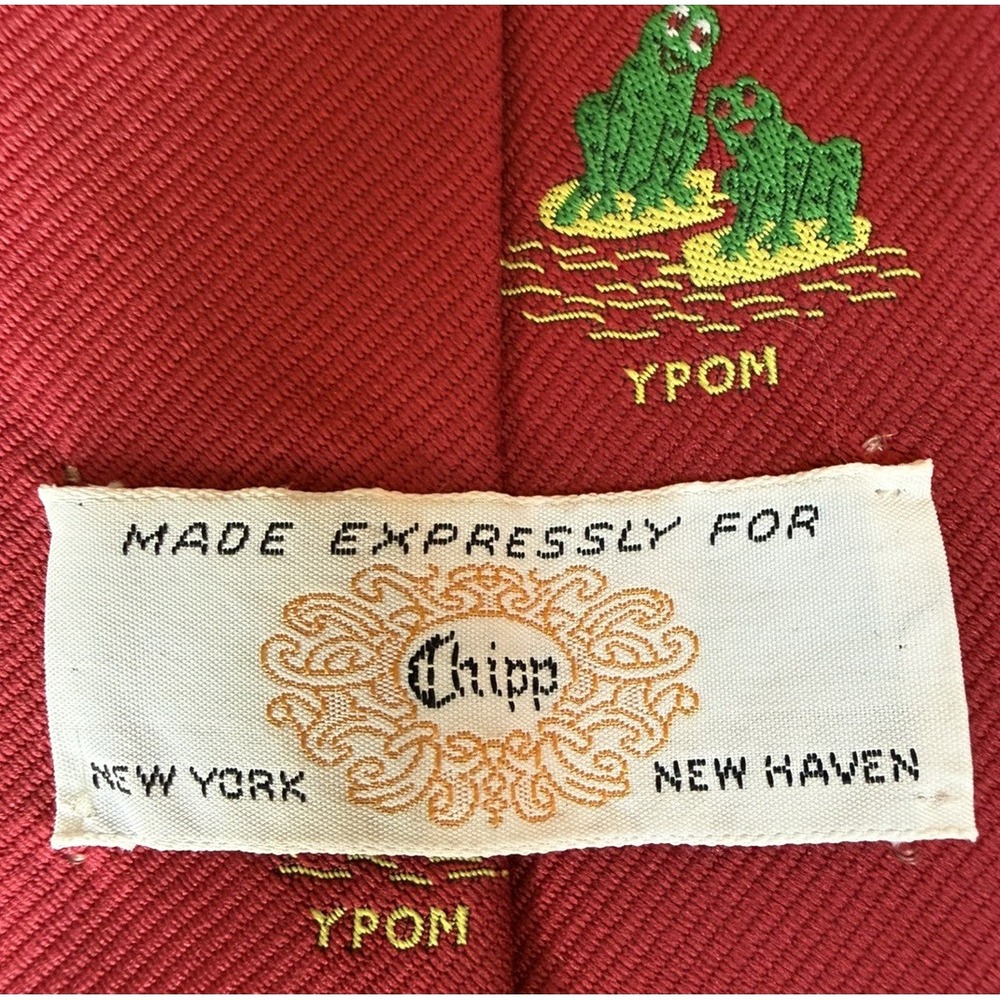 "Chipp YPOM Poly Red w/ Green Frog Club Tie" - Picture 2 of 5